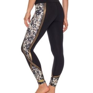 ~ Betsey Johnson ~ Leggings, black and gold detai